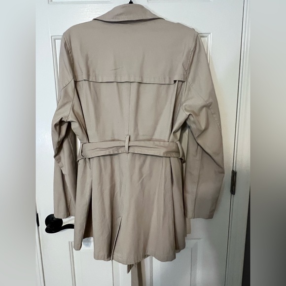 Torrid jacket size 2 women’s plus 1X 2X lightweight tan/khaki rain coat like new - Picture 6 of 11